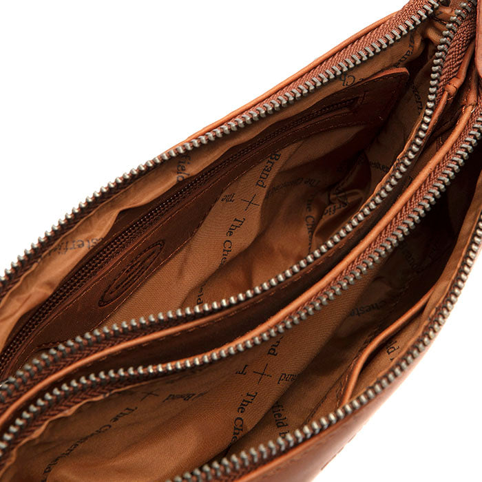 chesterfield-brand-sisli-axelremsvaska-cognac-4.jpg