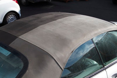 Guide för rengöring och infärgning av sliten cabriolet
