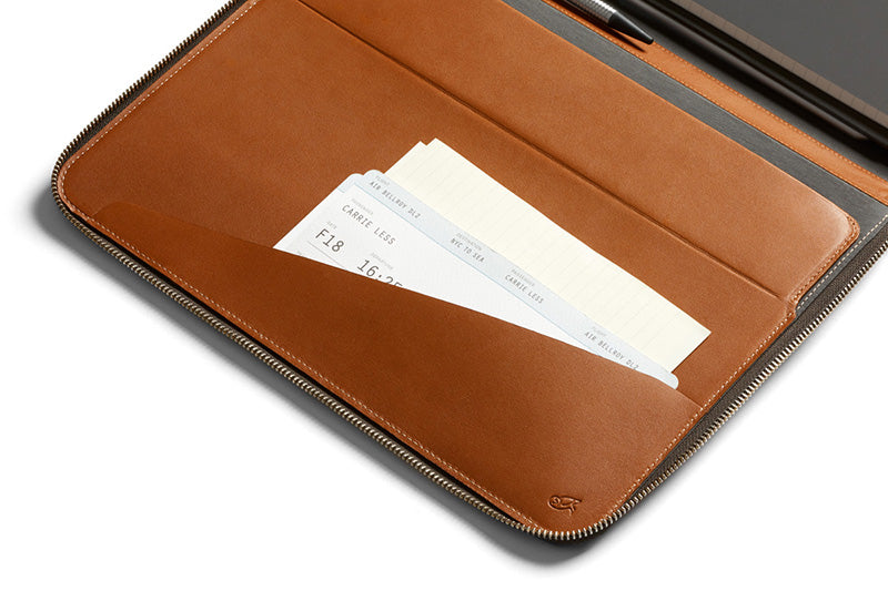 bellroy-work-folio-ewfb-caramel-web-06.jpg